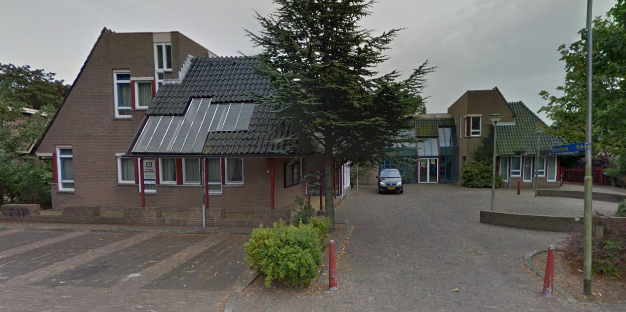 Woningbouw oude gemeentehuis Hippolytushoef krijgt als straatnaam: “Marten Snoodijkhof”