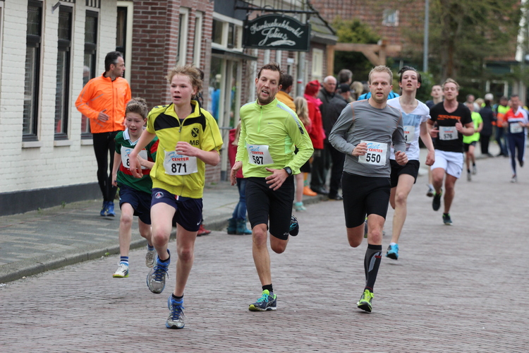 Atletiek: 43e Paaspolderloop Niedorp