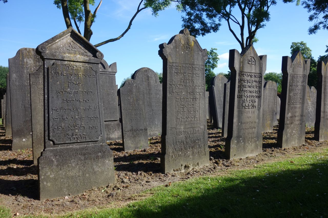 Joodse begraafplaatsen krijgen extra geld voor onderhoud en restauratie